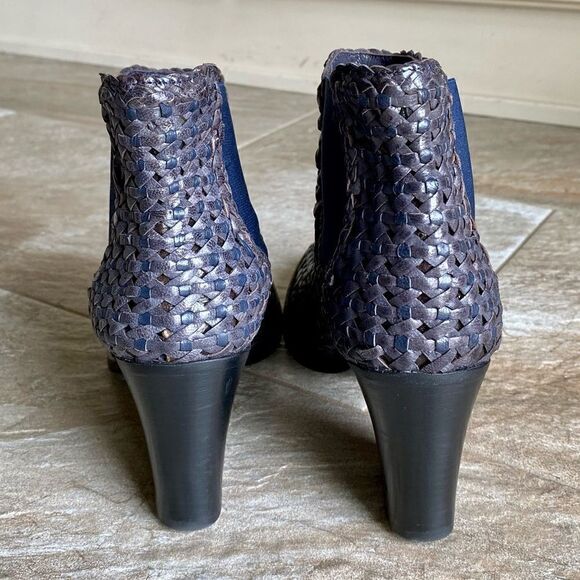 Aquatalia by MARVIN K. Desire Woven Ankle Bootie - Picture 5 of 16